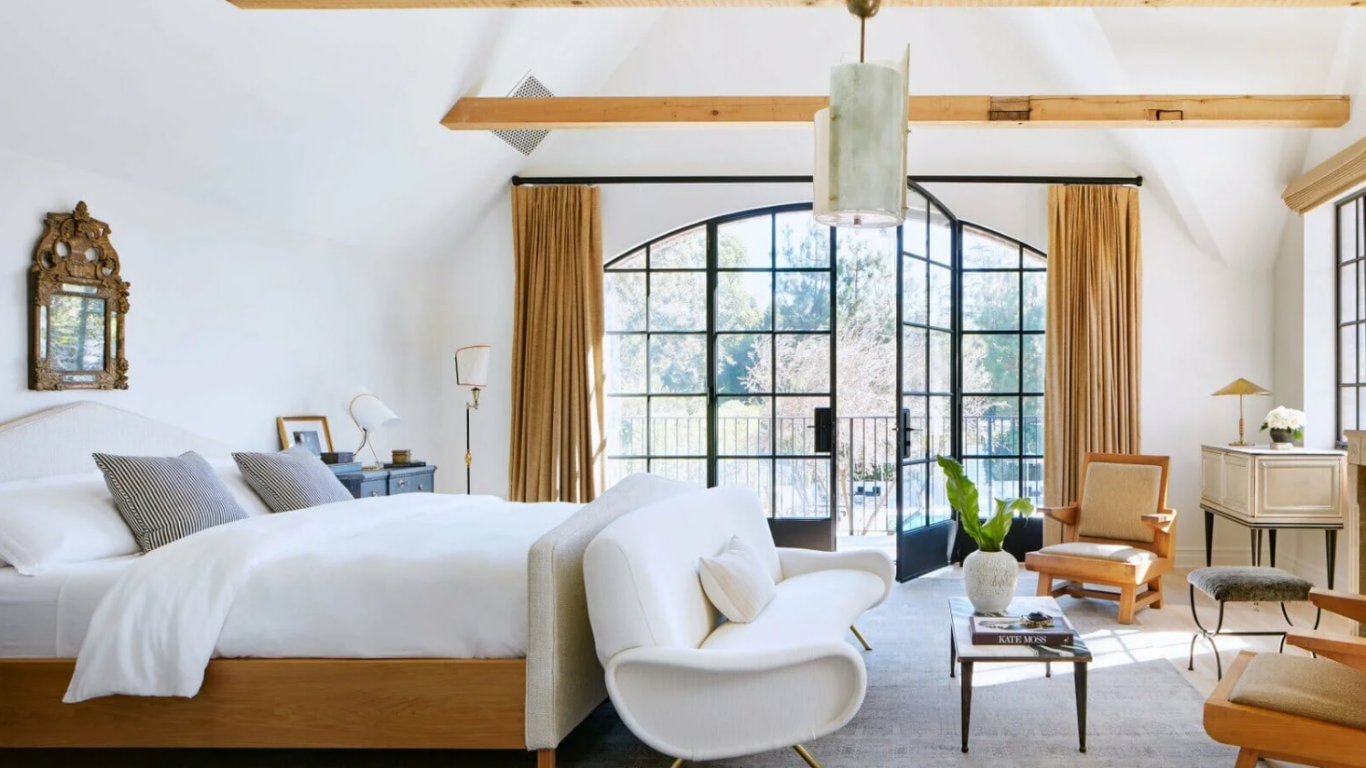 Average Master Bedroom Size UK